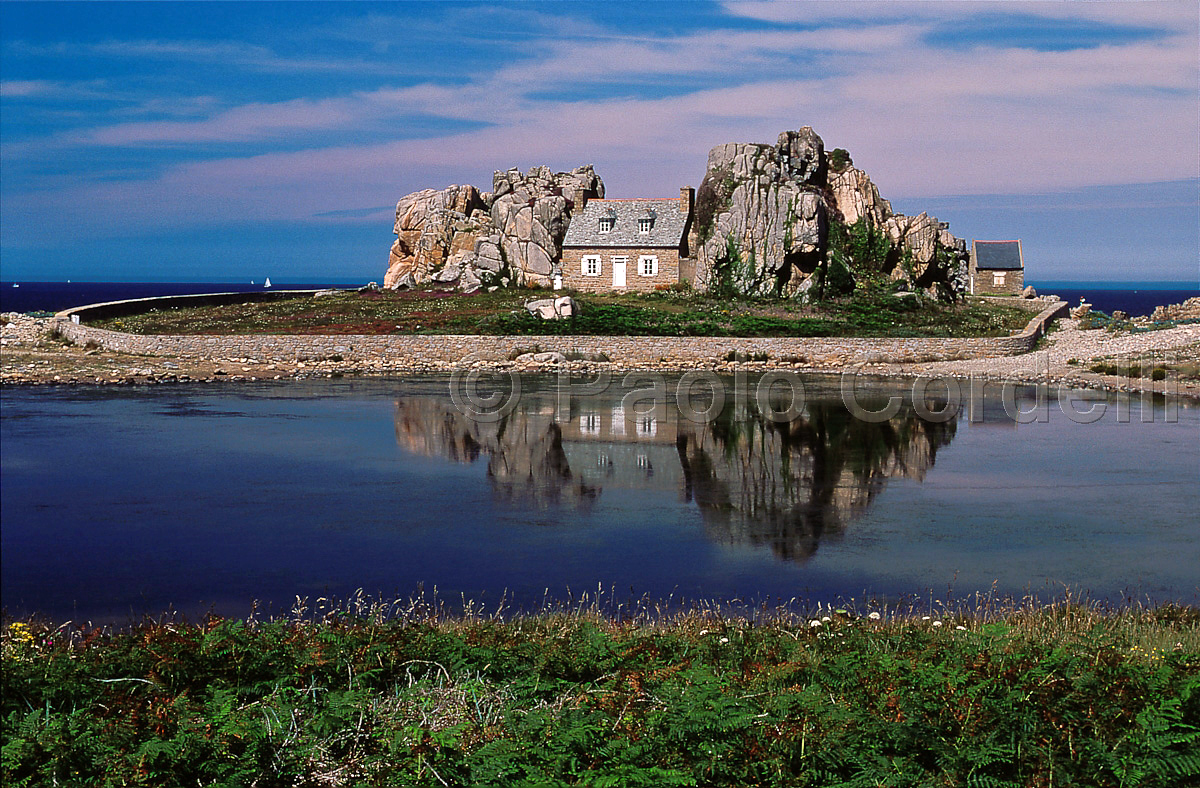 Brittany, France
 (cod:France 28)